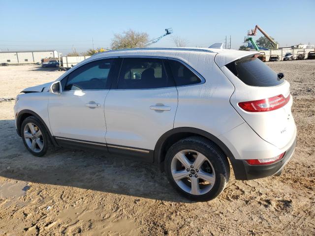 5LMCJ1C98JUL17859 - 2018 LINCOLN MKC PREMIERE WHITE photo 2