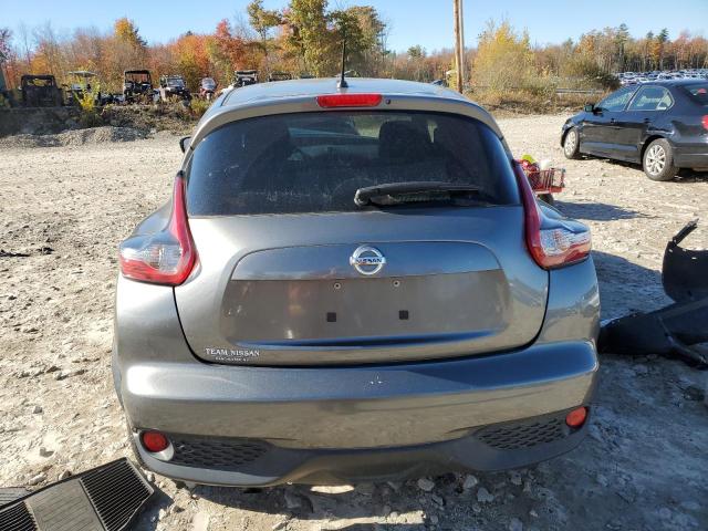 JN8AF5MV2FT558868 - 2015 NISSAN JUKE S GRAY photo 6