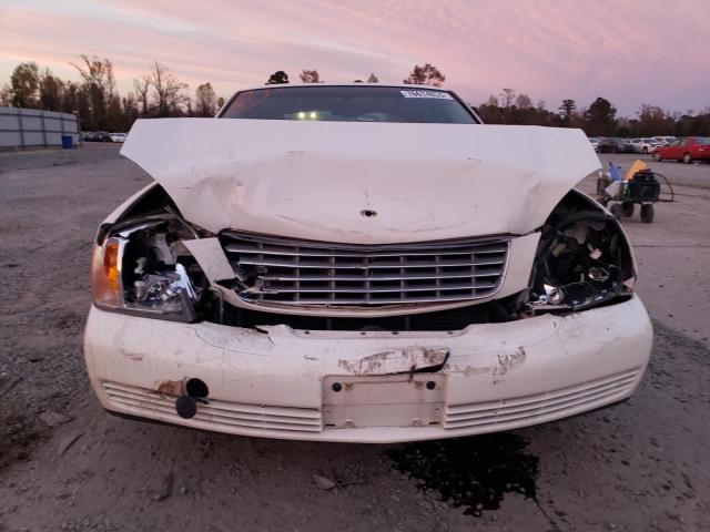 1G6KD54Y42U281549 - 2002 CADILLAC DEVILLE WHITE photo 5