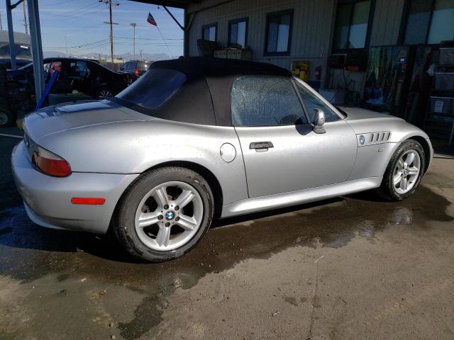 WBACH9343YLG18092 - 2000 BMW Z3 2.3 SILVER photo 3