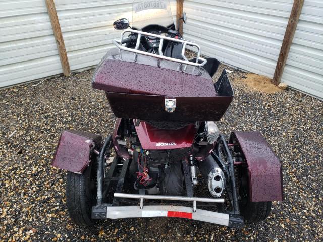 JH2PF01109K700002 - 2009 HONDA FSC600 D MAROON photo 6