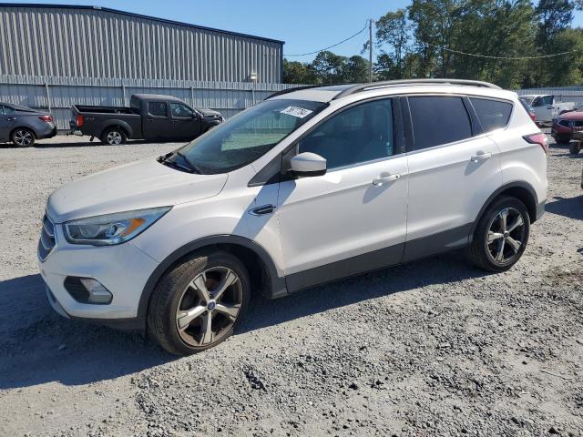 2017 FORD ESCAPE SE, 