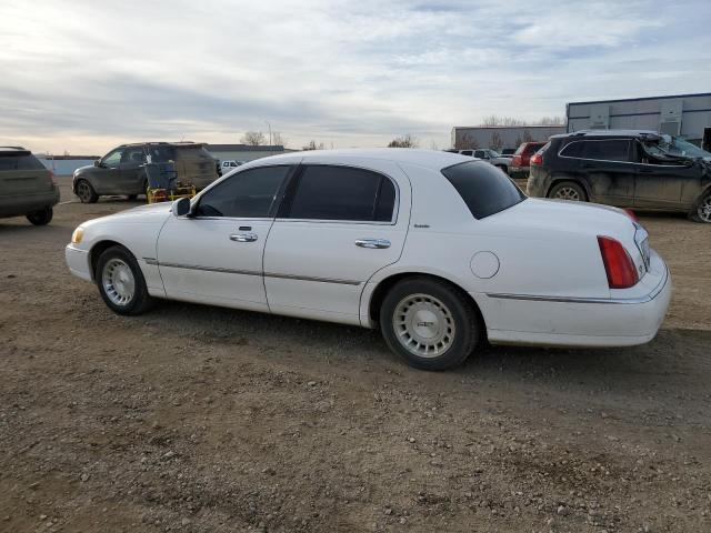 1LNHM81W4XY669467 - 1999 LINCOLN TOWN CAR EXECUTIVE WHITE photo 2