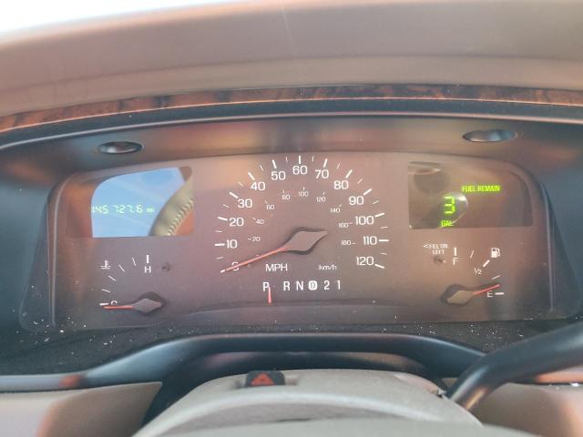 1LNHM81W4XY669467 - 1999 LINCOLN TOWN CAR EXECUTIVE WHITE photo 9