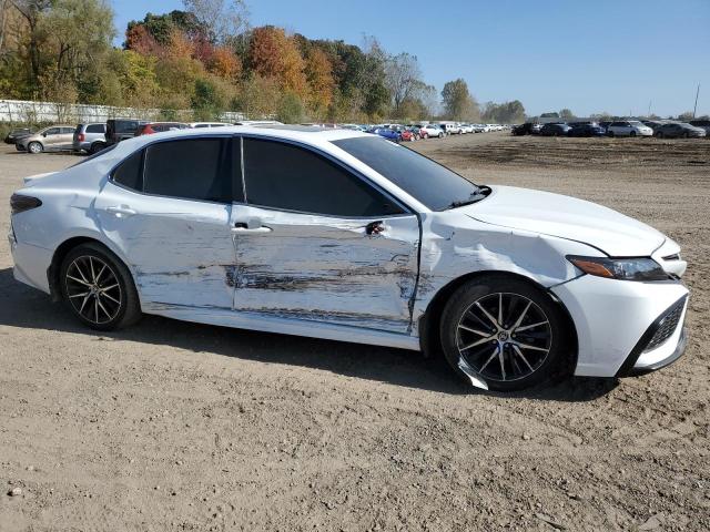 4T1S11AK4PU105859 - 2023 TOYOTA CAMRY SE NIGHT SHADE WHITE photo 4