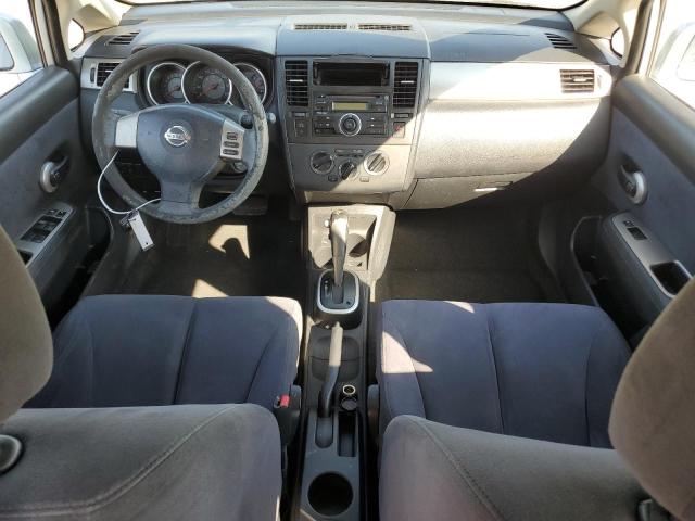 3N1BC11E38L444698 - 2008 NISSAN VERSA S SILVER photo 8