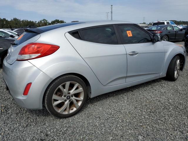 KMHTC6AD0HU304907 - 2017 HYUNDAI VELOSTER SILVER photo 3