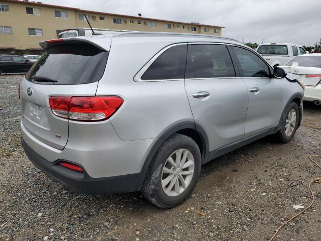 5XYPG4A39HG194513 - 2017 KIA SORENTO LX SILVER photo 3