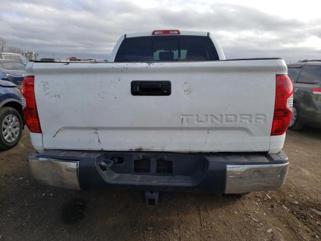 5TFUW5F18EX380958 - 2014 TOYOTA TUNDRA DOUBLE CAB SR/SR5 WHITE photo 6