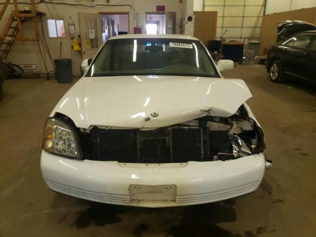 1G6KD54Y9YU271849 - 2000 CADILLAC DEVILLE WHITE photo 5