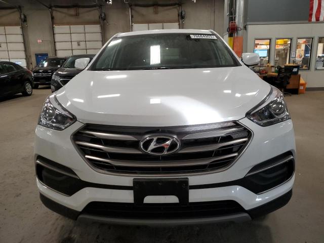 5XYZTDLB7JG543960 - 2018 HYUNDAI SANTA FE S WHITE photo 5