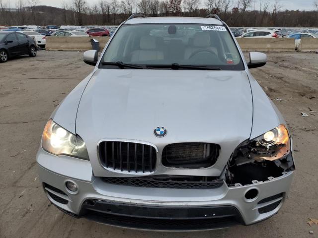 5UXZV4C50CL746389 - 2012 BMW X5 XDRIVE35I SILVER photo 5