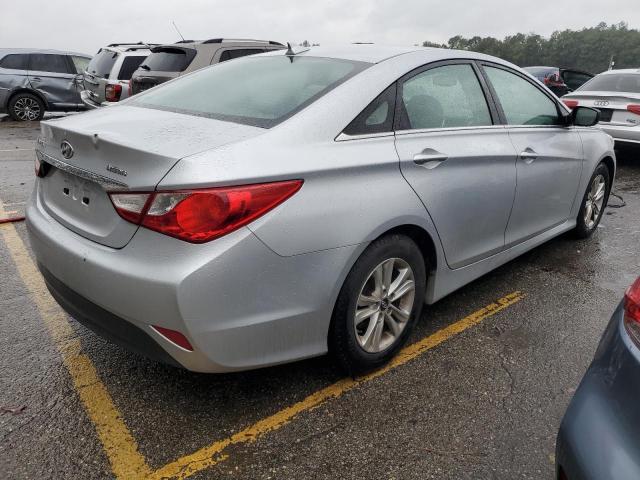 5NPEB4AC6EH893723 - 2014 HYUNDAI SONATA GLS SILVER photo 3