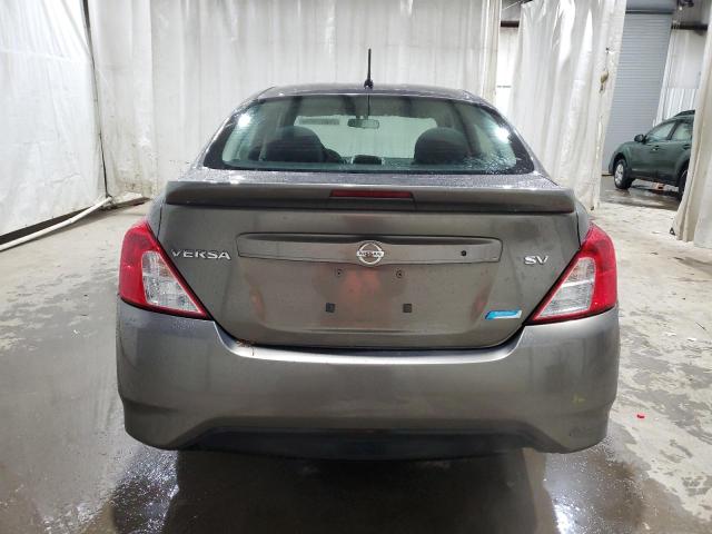 3N1CN7AP1GL866941 - 2016 NISSAN VERSA S GRAY photo 6