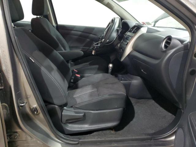 3N1CN7AP1GL866941 - 2016 NISSAN VERSA S GRAY photo 7