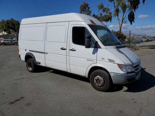 WD0PD444765873903 - 2006 DODGE SPRINTER 3500 WHITE photo 4