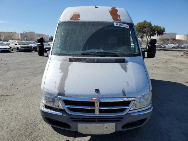 WD0PD444765873903 - 2006 DODGE SPRINTER 3500 WHITE photo 5