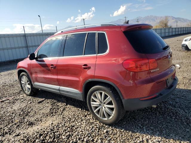 WVGBV7AX4CW095996 - 2012 VOLKSWAGEN TIGUAN S RED photo 2