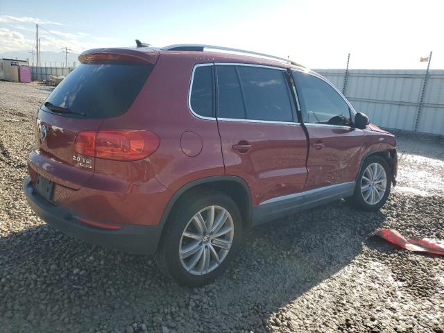 WVGBV7AX4CW095996 - 2012 VOLKSWAGEN TIGUAN S RED photo 3