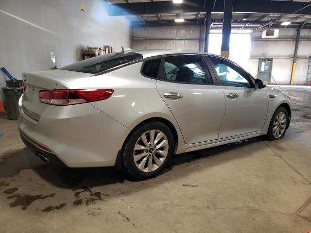 5XXGT4L34JG259593 - 2018 KIA OPTIMA LX SILVER photo 3