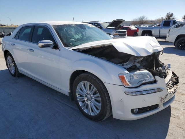 2C3CCAHG9CH209866 - 2012 CHRYSLER 300 LIMITED WHITE photo 4