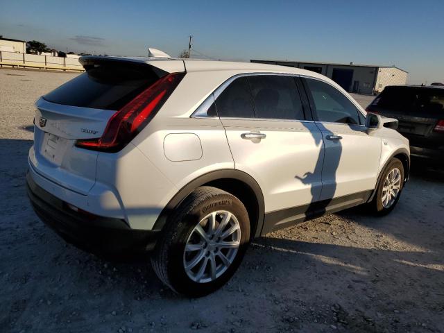 1GYAZAR42MF018714 - 2021 CADILLAC XT4 LUXURY WHITE photo 3