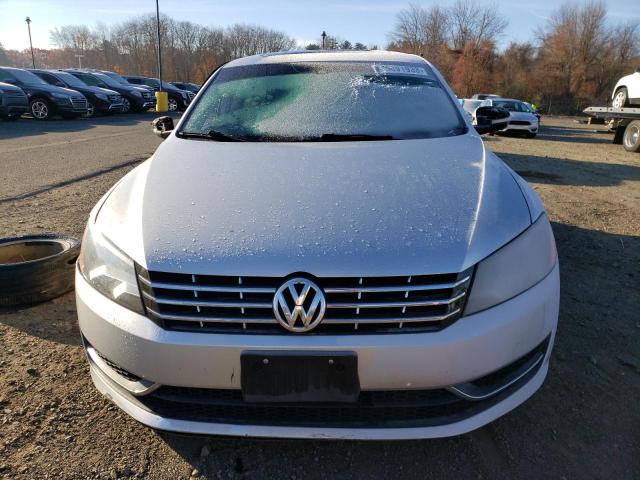 1VWBN7A34DC102740 - 2013 VOLKSWAGEN PASSAT SE SILVER photo 5