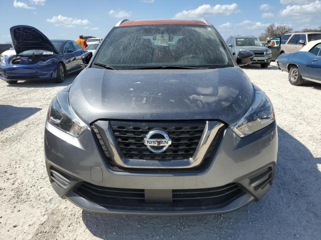 3N1CP5DV5LL542085 - 2020 NISSAN KICKS SR GRAY photo 5