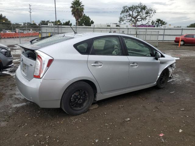 JTDKN3DU3E0392388 - 2014 TOYOTA PRIUS SILVER photo 3