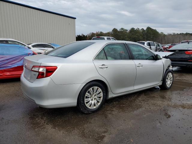 4T4BF1FK6ER409434 - 2014 TOYOTA CAMRY L SILVER photo 3