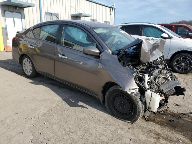 3N1CN7AP8GL906335 - 2016 NISSAN VERSA S GRAY photo 4