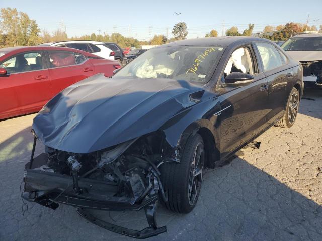 1VWMA7A34LC012071 - 2020 VOLKSWAGEN PASSAT R-LINE Սև լուսանկար 1