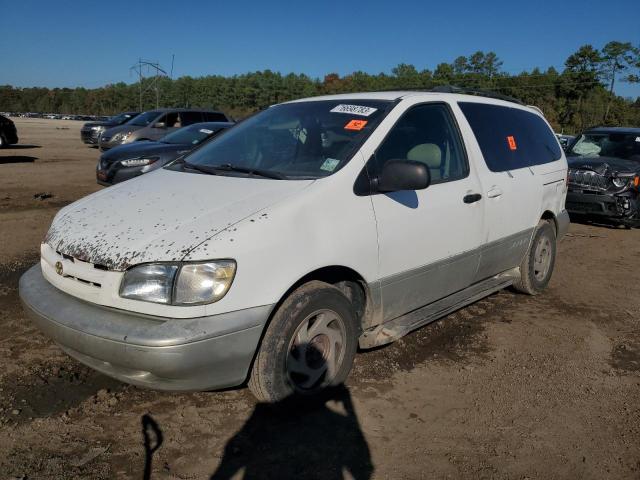 4T3ZF13C3WU086751 - 1998 TOYOTA SIENNA CE LE WHITE photo 1