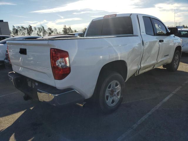 5TFRM5F15GX107488 - 2016 TOYOTA TUNDRA DOUBLE CAB SR/SR5 WHITE photo 3