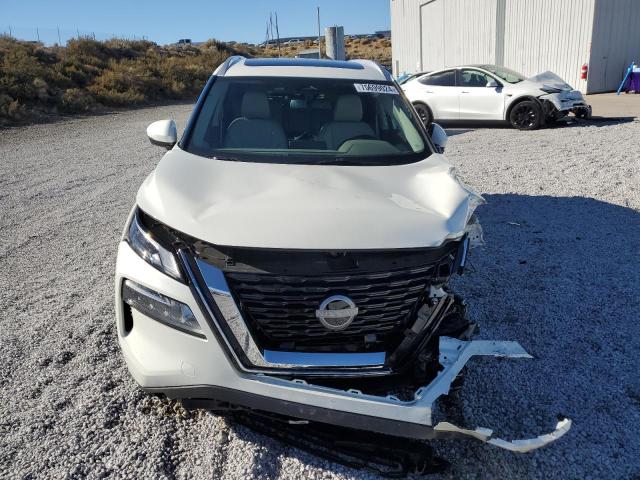 5N1BT3CB8NC695425 - 2022 NISSAN ROGUE SL WHITE photo 5