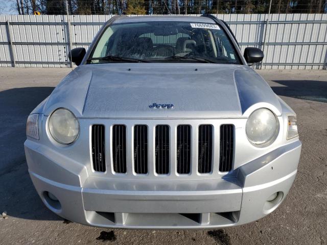 1J8FT47W47D267379 - 2007 JEEP COMPASS SILVER photo 5