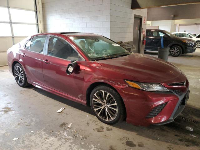 4T1B11HK8JU612454 - 2018 TOYOTA CAMRY L RED photo 4