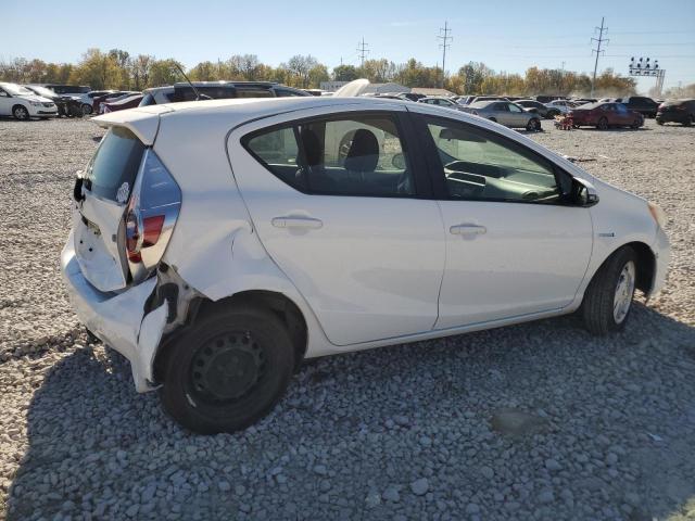 JTDKDTB37C1518126 - 2012 TOYOTA PRIUS C WHITE photo 3