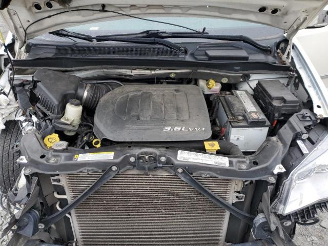 2C4RC1CG5CR414074 - 2012 CHRYSLER TOWN & COU TOURING L WHITE photo 11