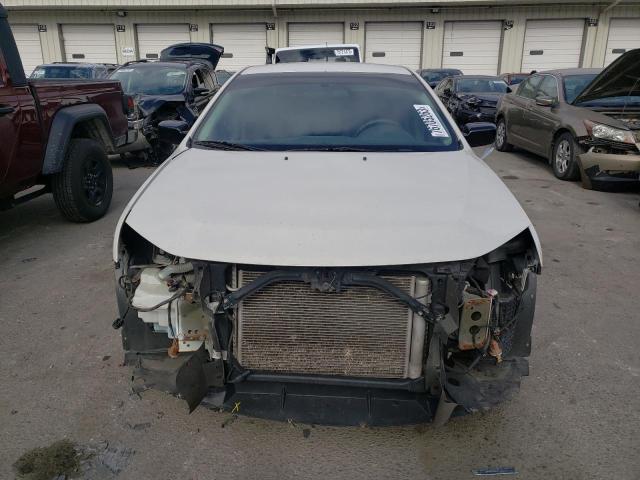 3FAHP0HA6BR241436 - 2011 FORD FUSION SE WHITE photo 5