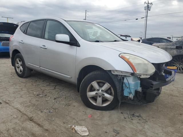 JN8AS5MT8DW042861 - 2013 NISSAN ROGUE S SILVER photo 4