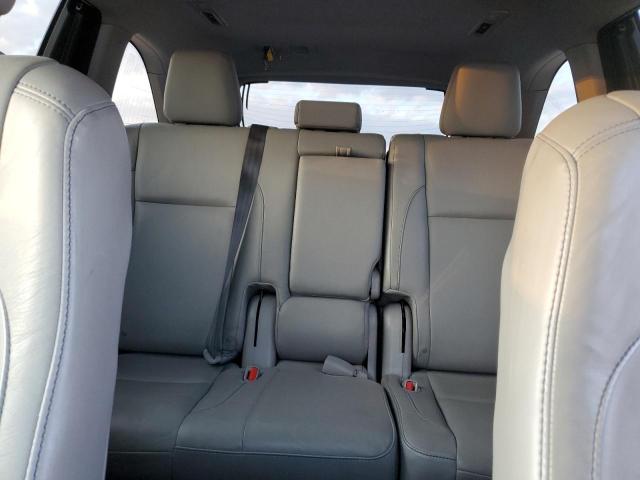 5TDKKRFH7FS103846 - 2015 TOYOTA HIGHLANDER XLE Gümüş foto 10