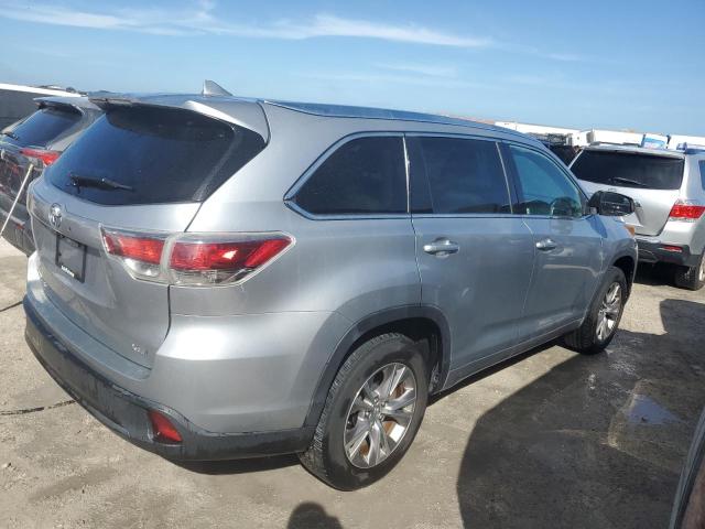 5TDKKRFH7FS103846 - 2015 TOYOTA HIGHLANDER XLE Gümüş foto 3