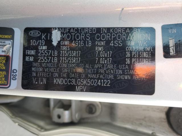 KNDCC3LG5K5024122 - 2019 KIA NIRO EX SILVER photo 13