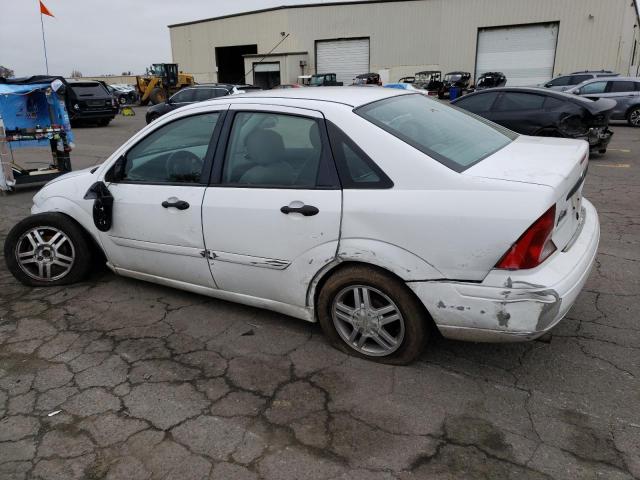 1FAFP34343W144668 - 2003 FORD FOCUS SE COMFORT WHITE photo 2