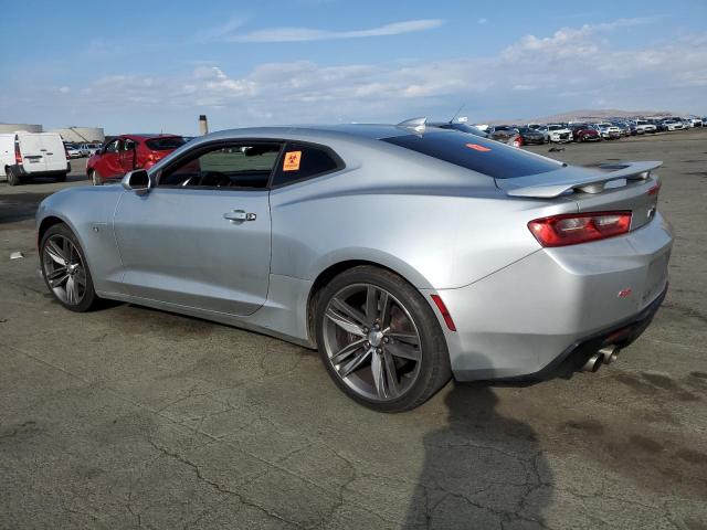 1G1FE1R72J0100435 - 2018 CHEVROLET CAMARO SS SILVER photo 2