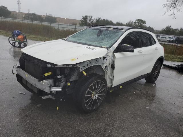 WDCTG4EB5JJ374622 - 2018 MERCEDES-BENZ GLA 250 WHITE photo 1