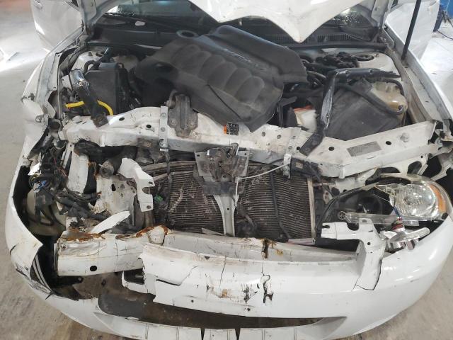 2G1WG5E30C1241211 - 2012 CHEVROLET IMPALA LT WHITE photo 11