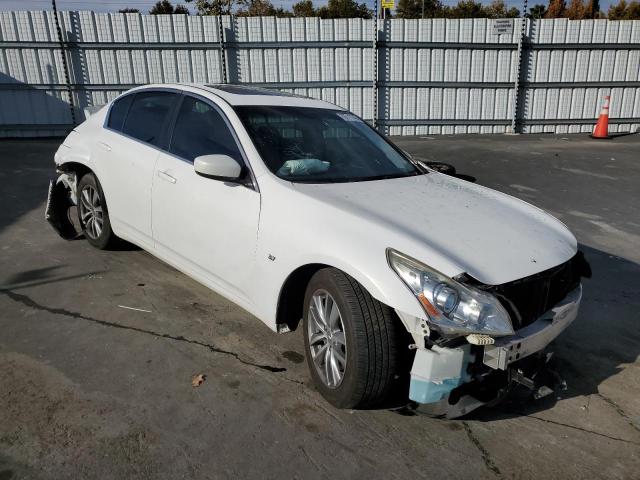 JN1CV6APXFM501687 - 2015 INFINITI Q40 WHITE photo 4