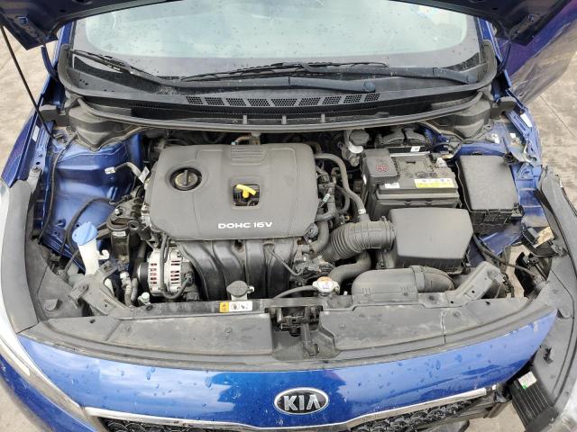 3KPFK4A70HE079292 - 2017 KIA FORTE LX BLUE photo 11